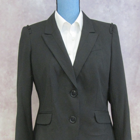 LOFT Black Ruffled Shoulder Blazer Size 10P - Picture 2 of 5